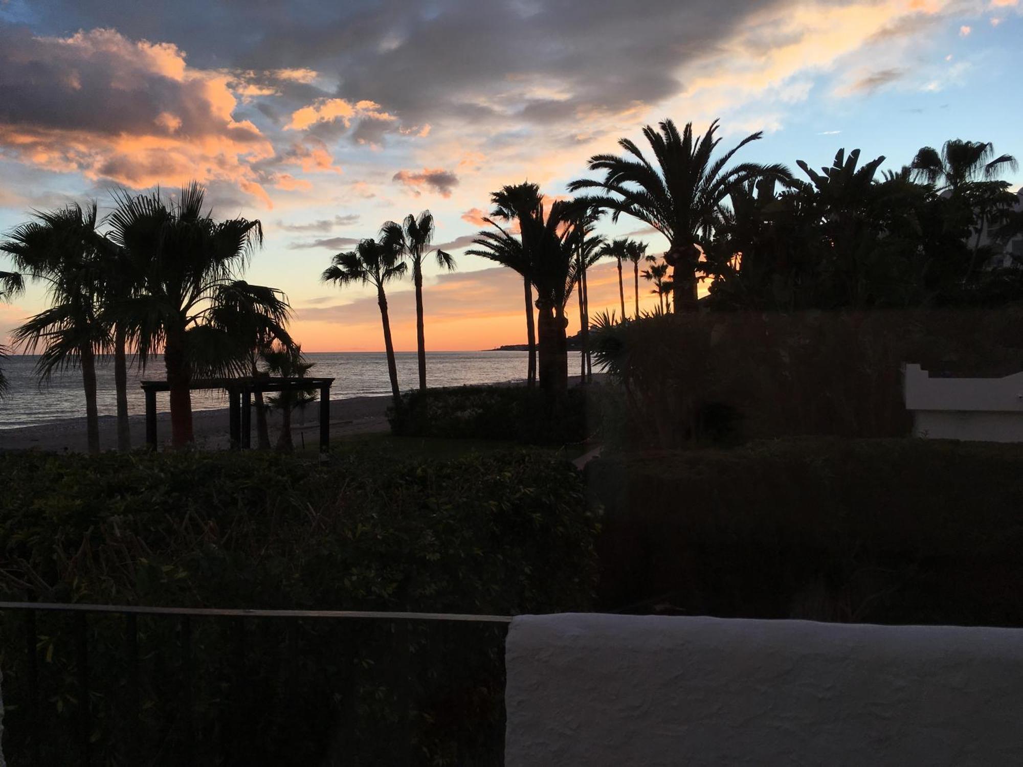 Rio Marina Apartment Nerja Exteriör bild