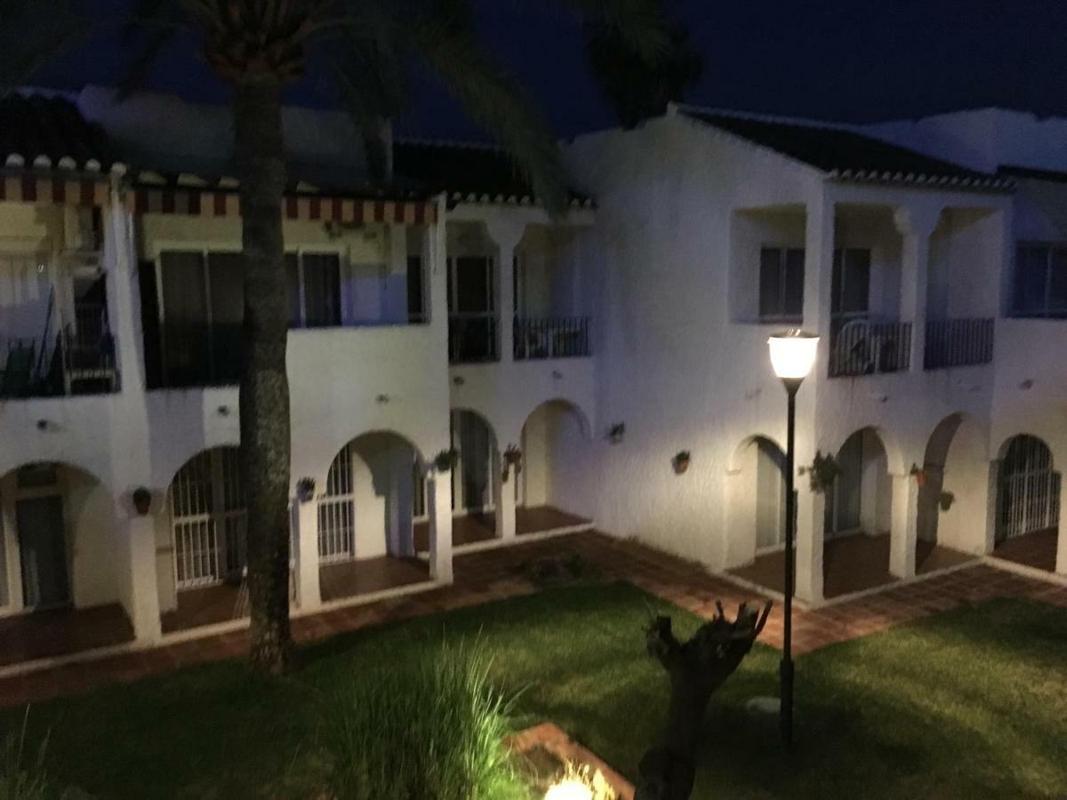 Rio Marina Apartment Nerja Exteriör bild